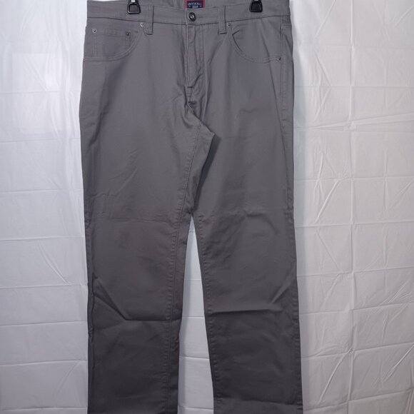 UNTUCKit STRAIGHT FIT CASUAL KHAKI STYLE PANTS - Picture 9 of 10